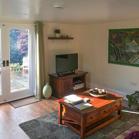 Villa Tiptoe Steeple Ashton Esterno foto