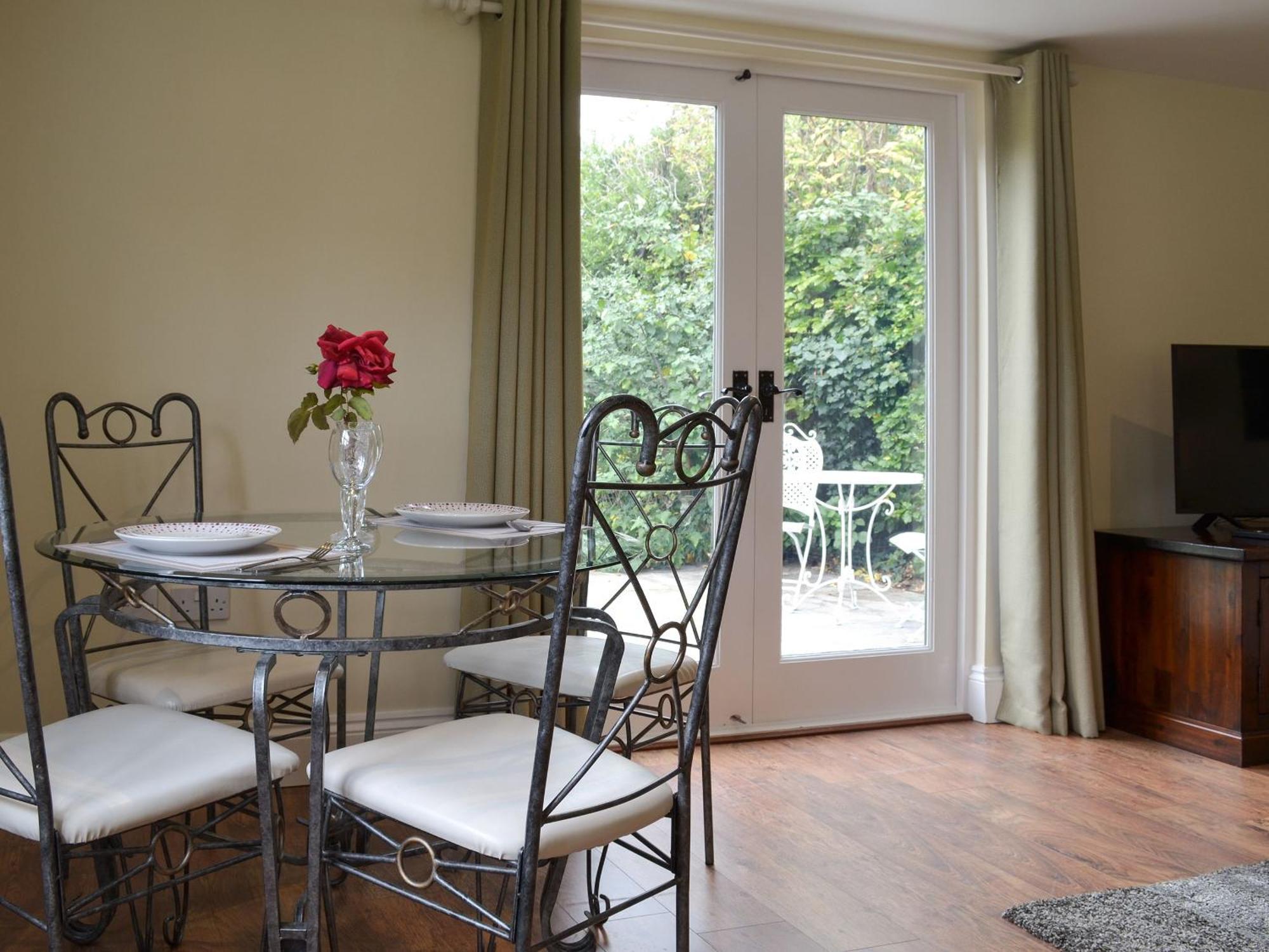 Villa Tiptoe Steeple Ashton Esterno foto